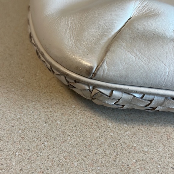 Coach white weaved genuine leather purse - Picture 12 of 12